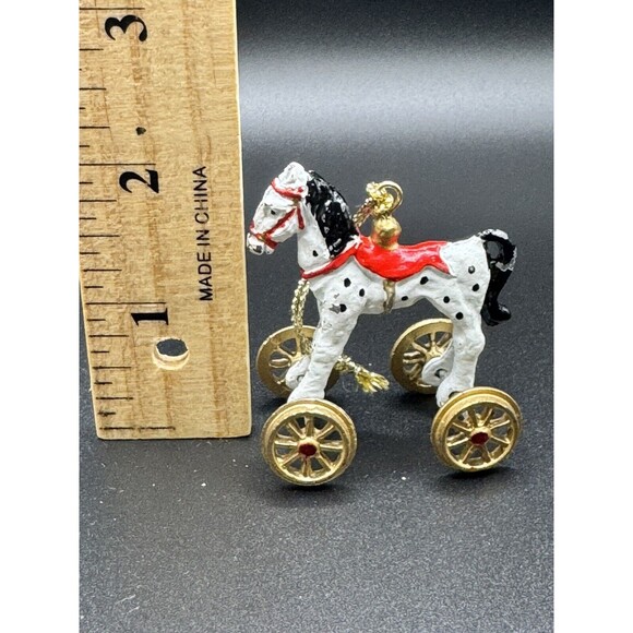 VINTAGE GERMAN HAND PAINTED MINI HORSE ON WHEELS - Picture 6 of 9
